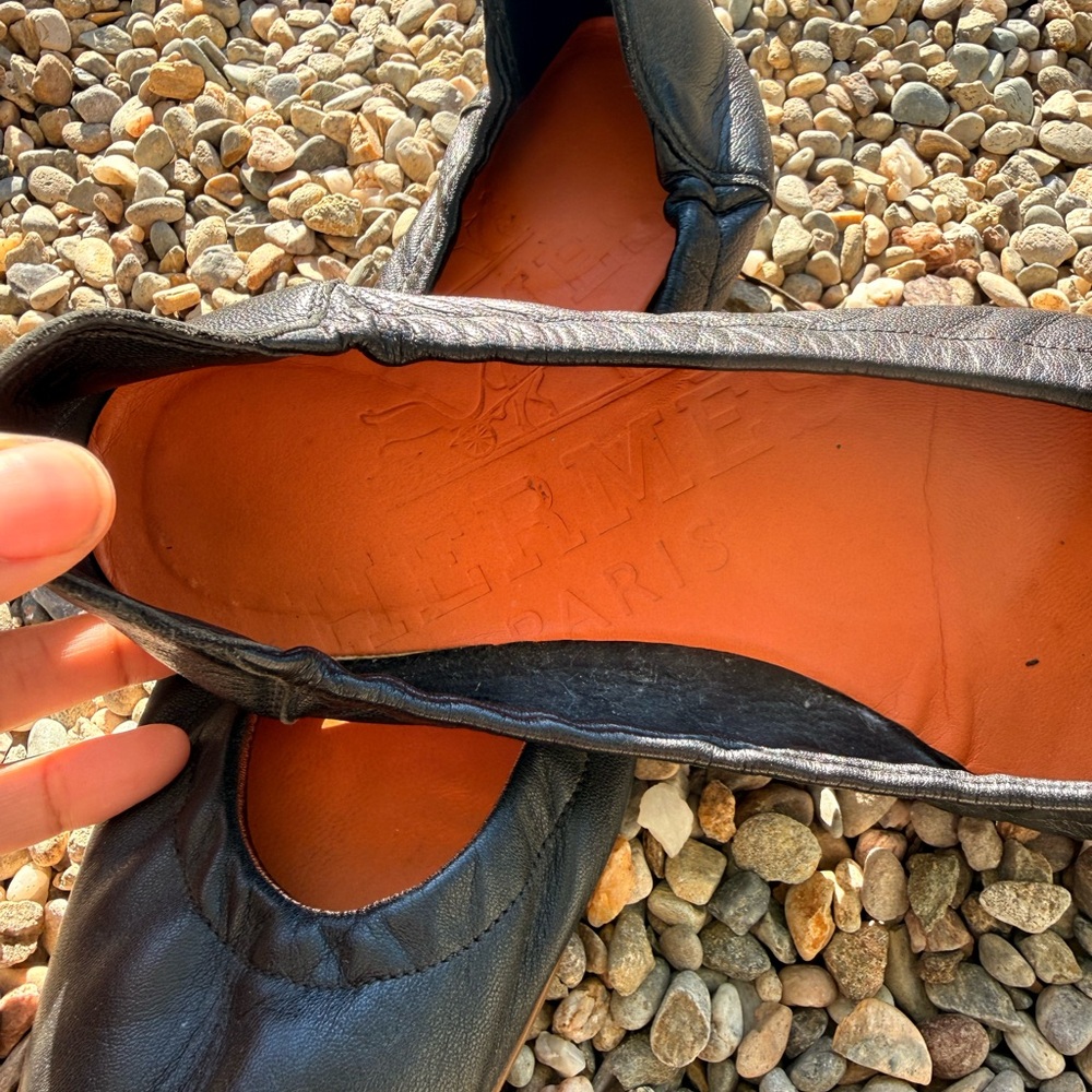 HERMÈS BLACK LEATHER VINTAGE BALLET FLATS SIZE 38 - Picture 4 of 7